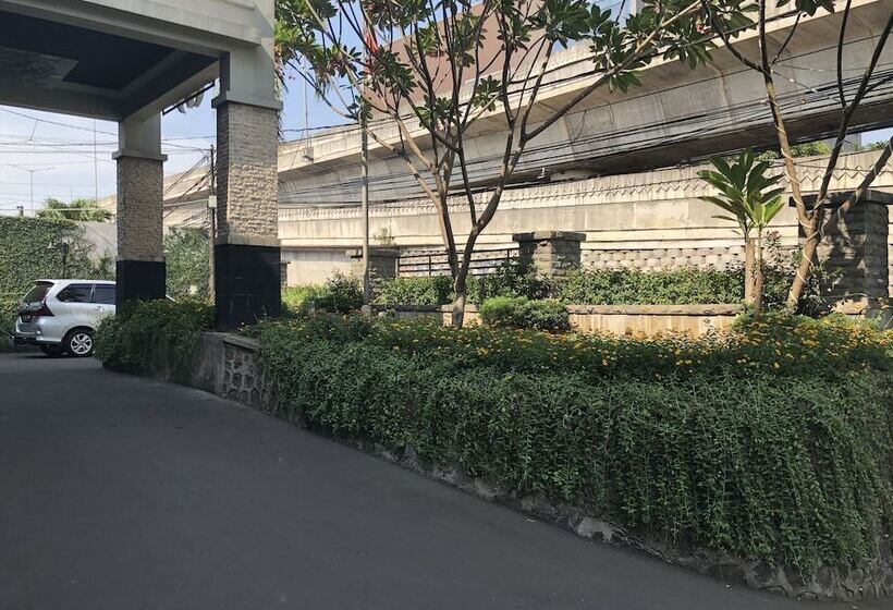 Hotel Mutiara Suites