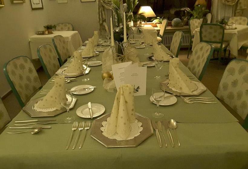 فندق Restaurant Lindenhof