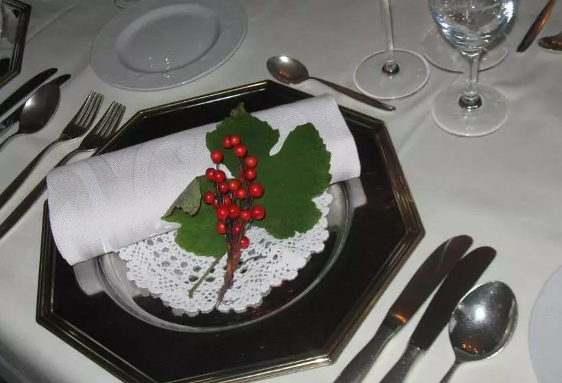 Hotelli Restaurant Lindenhof