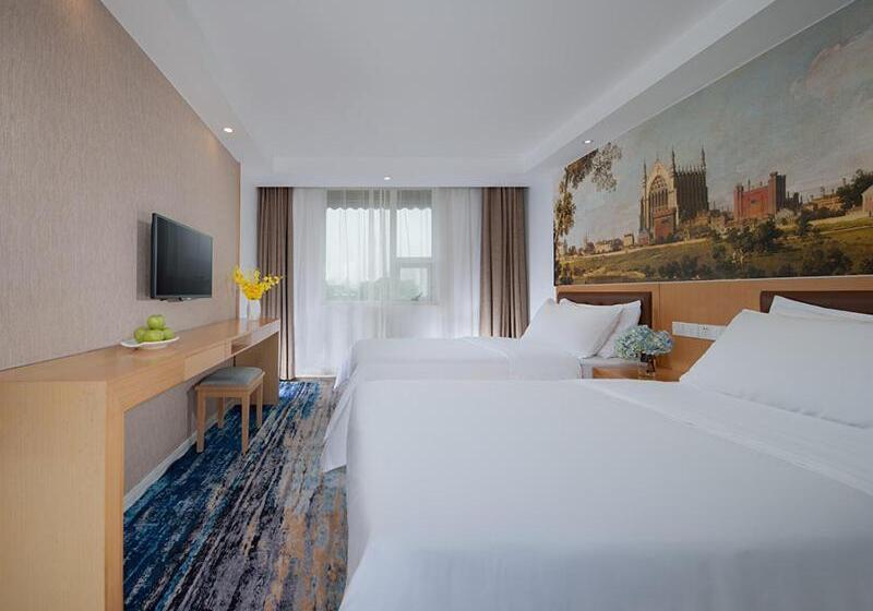 Vienna 3 Best Hotel Beihai Sichuan Road