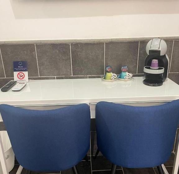 مسافرخانه Yacht Club Angioino