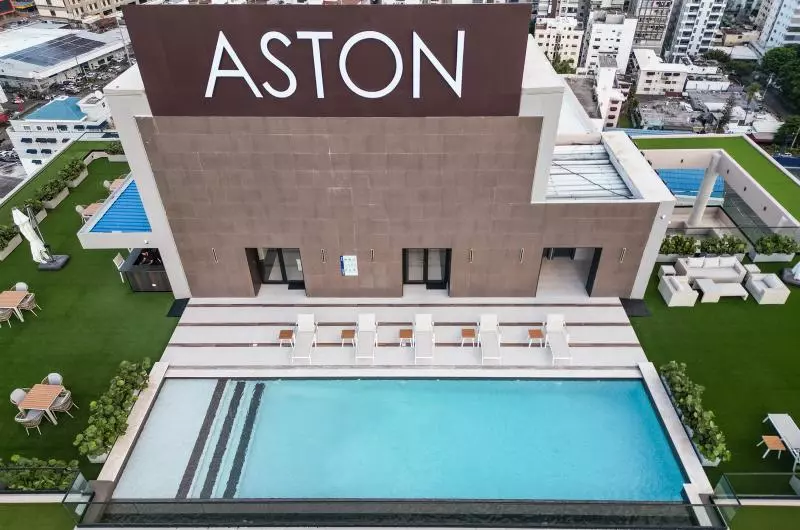 ホテル Aston Rubi City Suites