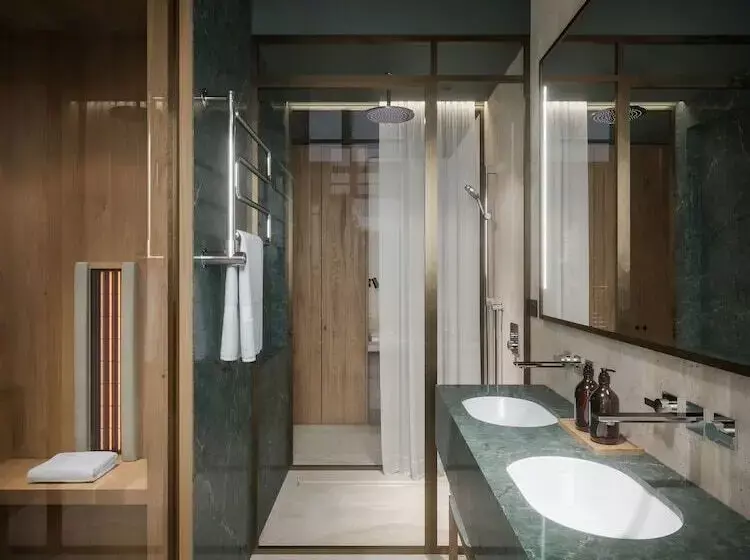 Hotelli Van Oys Maastricht Retreat