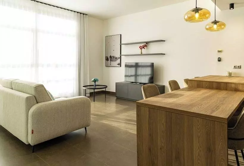 Guillman Suites