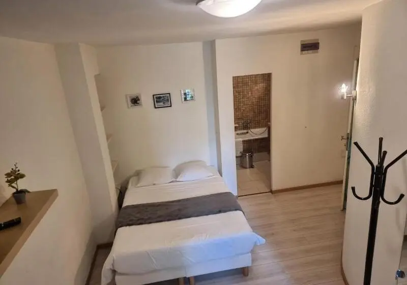 هتل Appart'hôtel Residence Dizerens