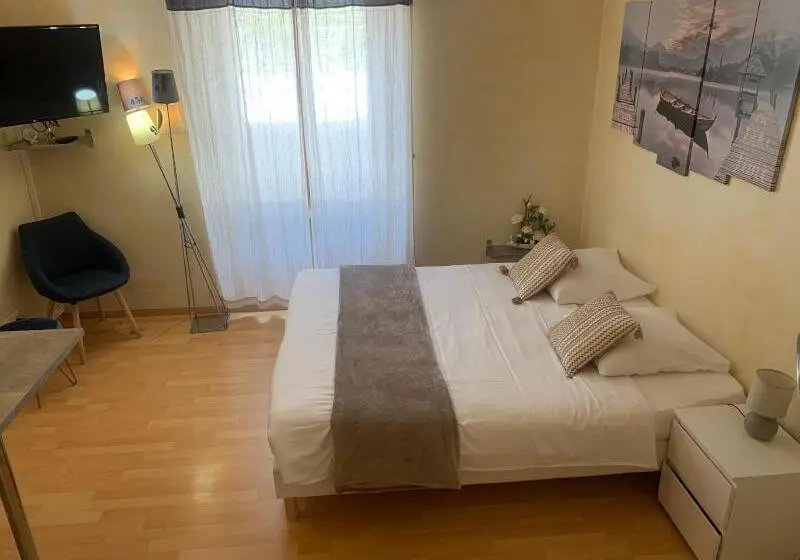 هتل Appart'hôtel Residence Dizerens