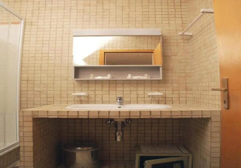 هتل Appart'hôtel Residence Dizerens