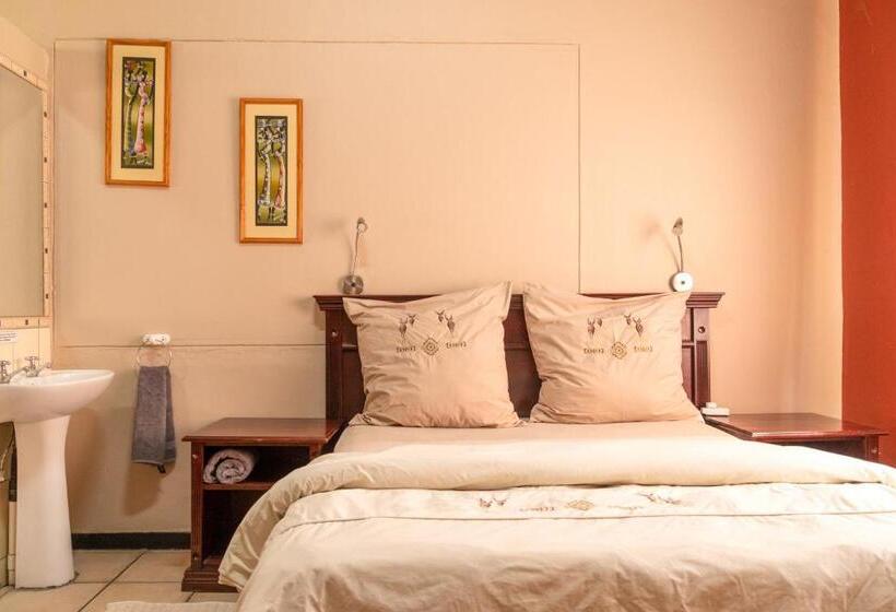 هاستل Chameleon Backpackers & Guesthouse