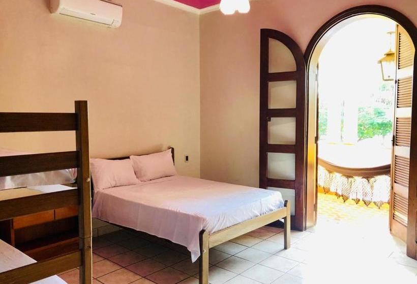 Dom Alberto Hostel