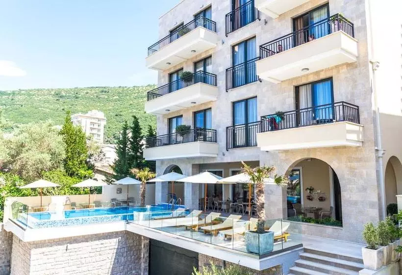 هتل B&b Amfora