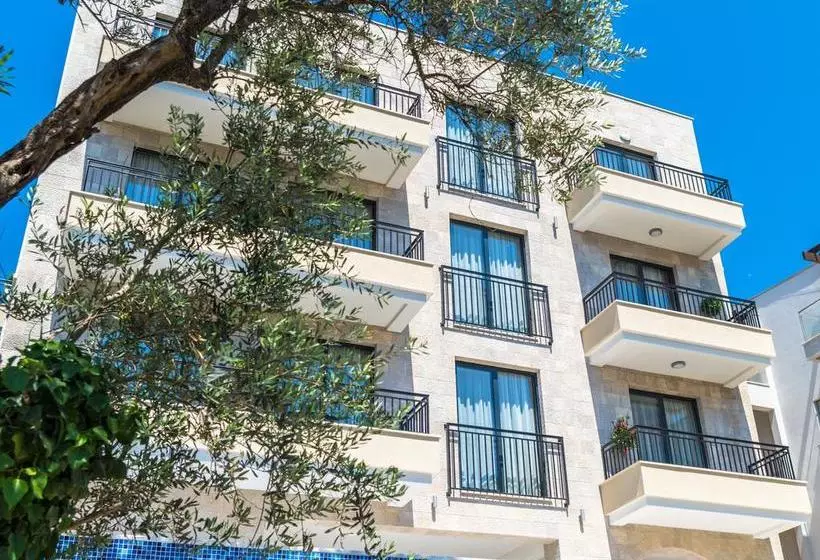 هتل B&b Amfora