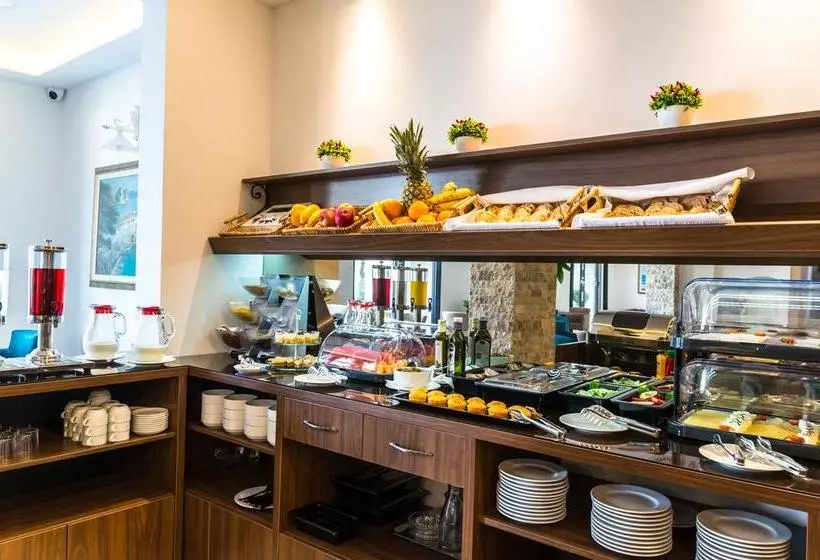 هتل B&b Amfora