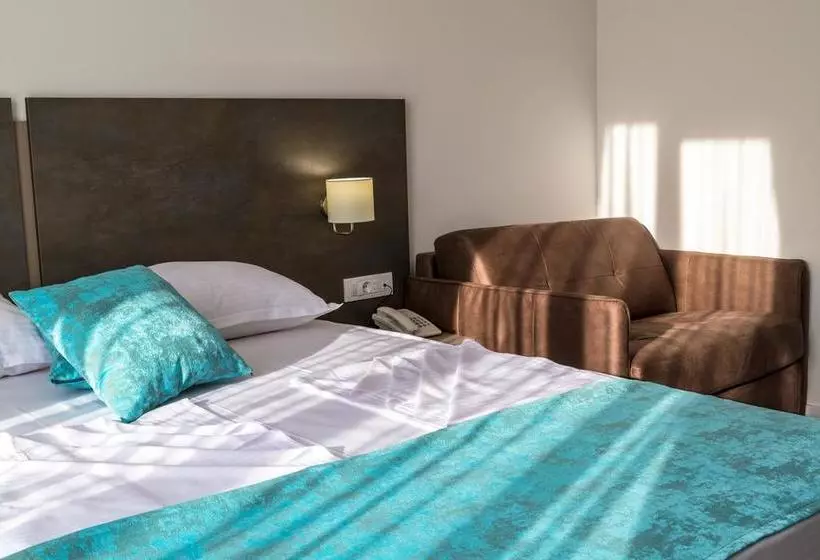 هتل B&b Amfora