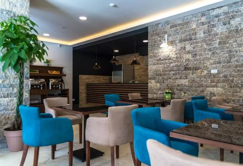 هتل B&b Amfora