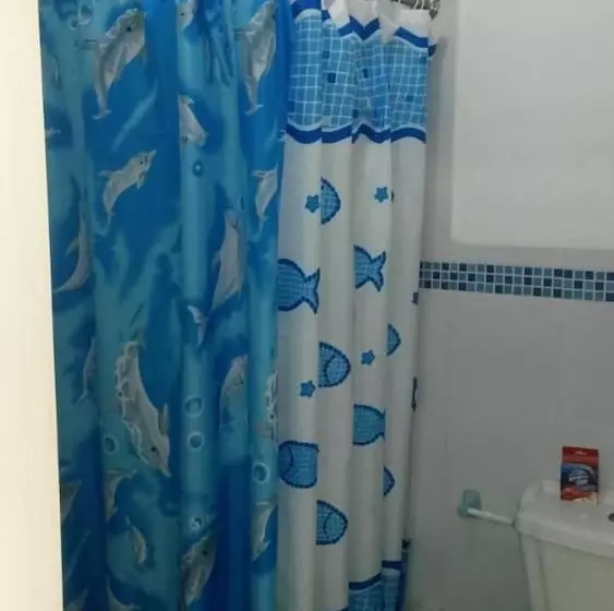 Hotelli Hostal Puertas Del Sol