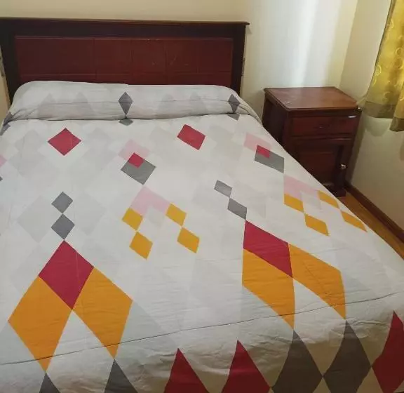 Hotelli Hostal Puertas Del Sol