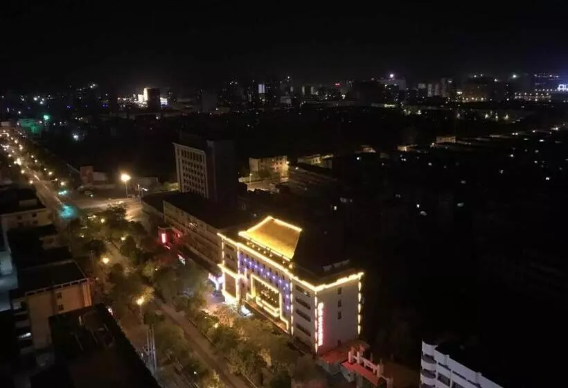 Wuwei Qiyou Space Capsule Hostel