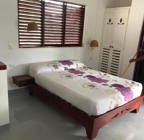 هتل Casa Robinson