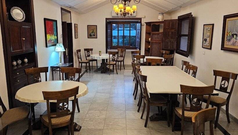 هتل La Casona De Arona