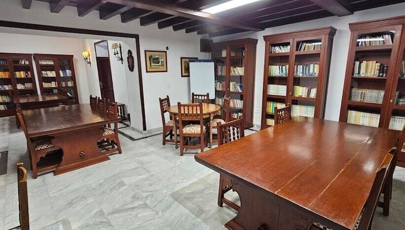 هتل La Casona De Arona