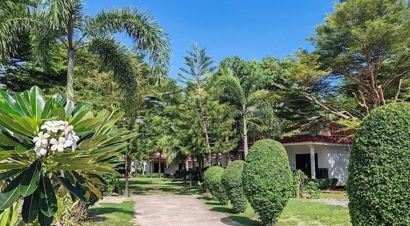 Szálloda Matcha Lanta Resort