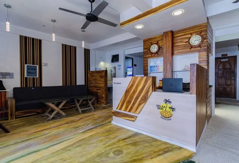 هتل The Turtle Hive Velaa Vani Dhiffushi
