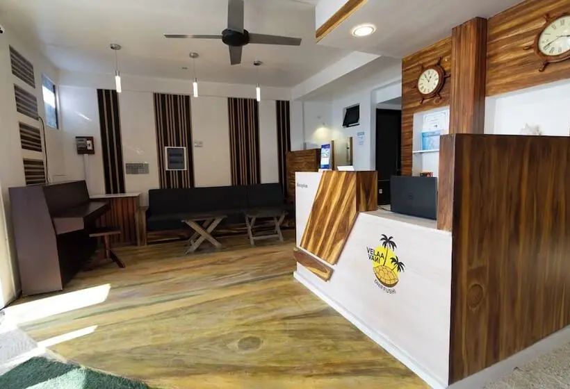 هتل The Turtle Hive Velaa Vani Dhiffushi