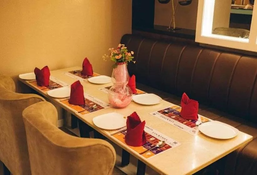 Hotelli Krc Annexe Tezpur