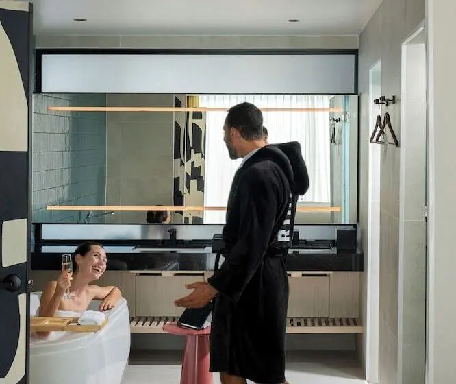 ホテル Tribe Phuket Patong By Accor