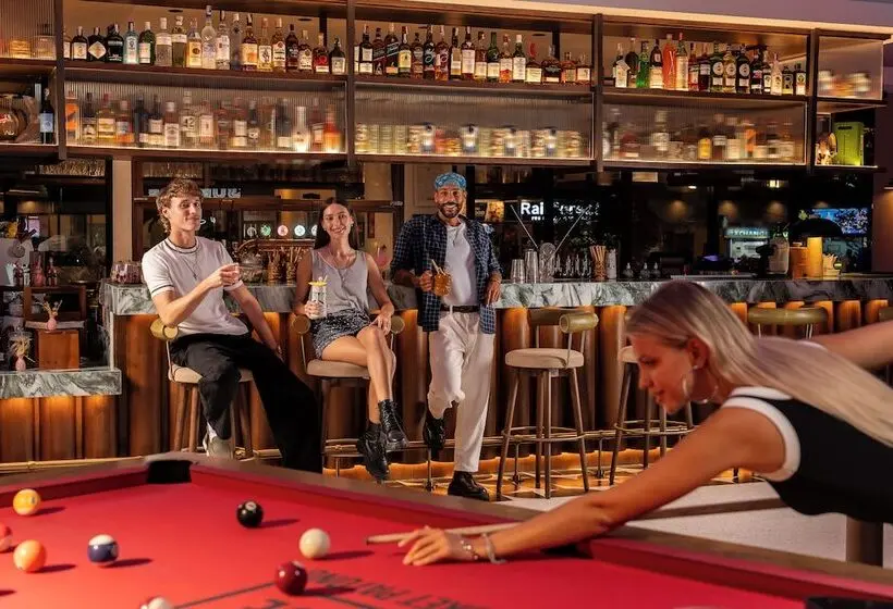 ホテル Tribe Phuket Patong By Accor
