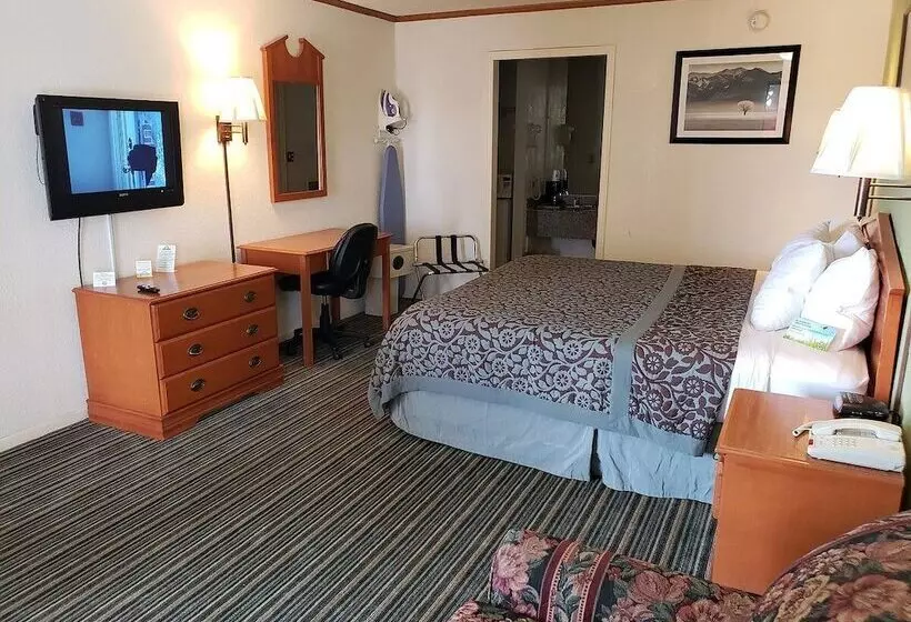 Economy Hotel Wichita  Florence St