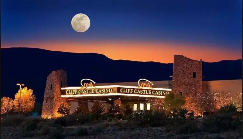 هتل Cliff Castle Casino