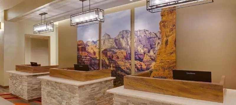 هتل Cliff Castle Casino