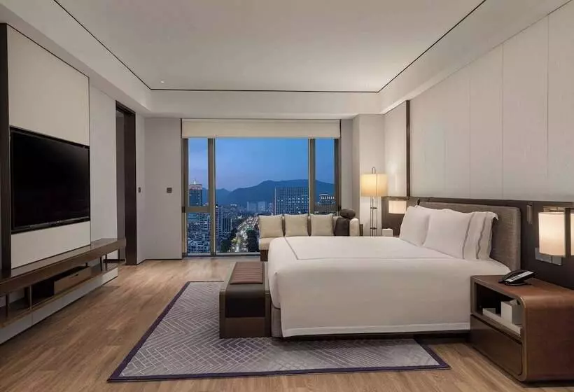 Hotelli Wyndham Grand Lishui Downtown