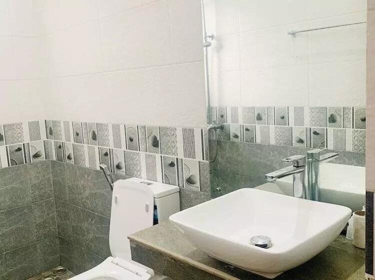 Jungle City Hostel
