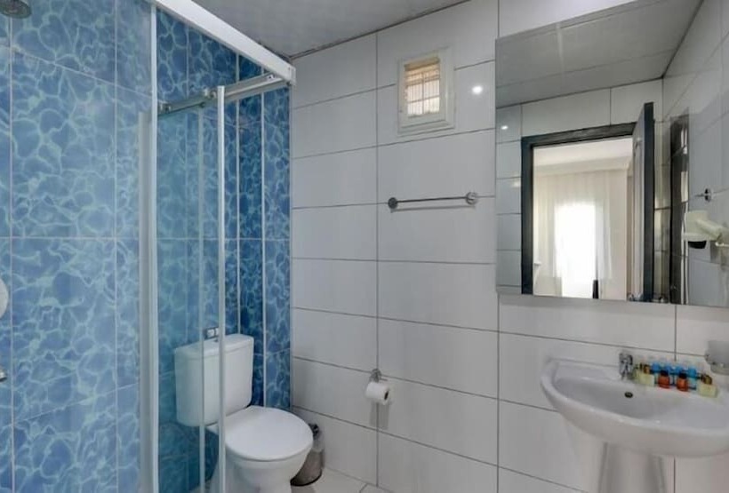 Ladonia Hotels Leo Beach Resort