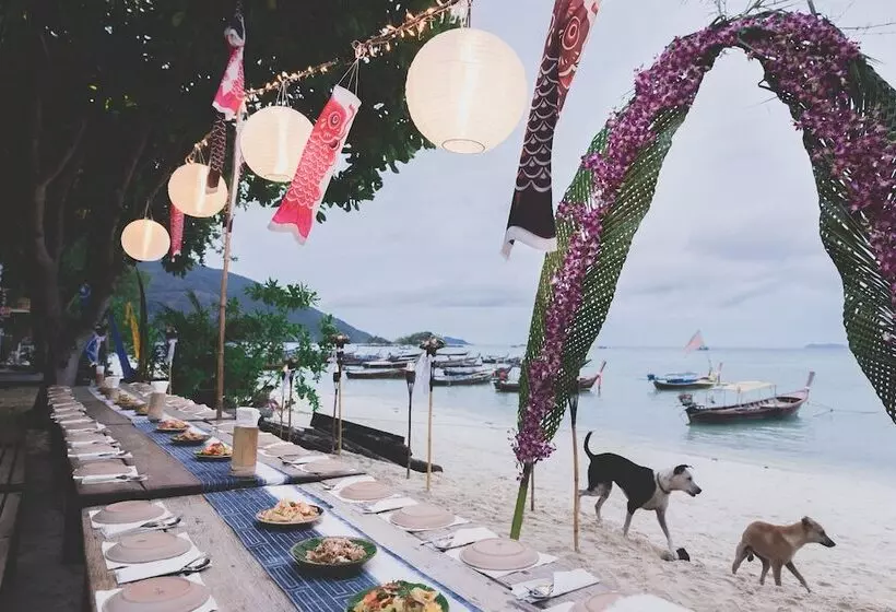 ホテル Castaway Resort Koh Lipe