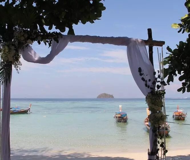 ホテル Castaway Resort Koh Lipe