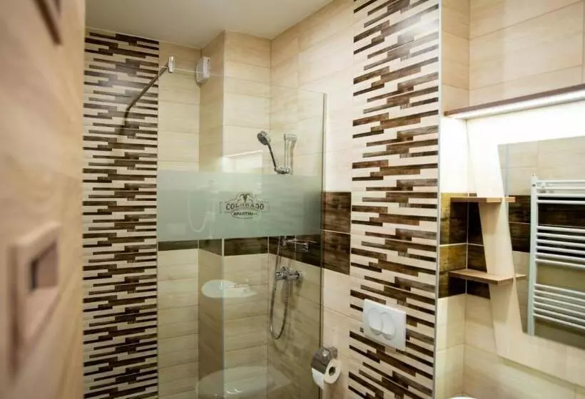 Aamiaismajoitus (B&B) Irány Colorado Apartman