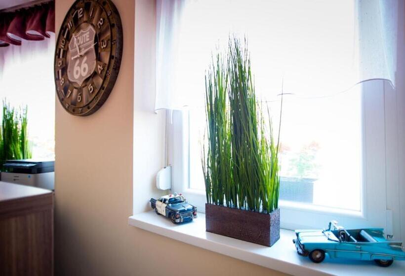 住宿加早餐  Irány Colorado Apartman