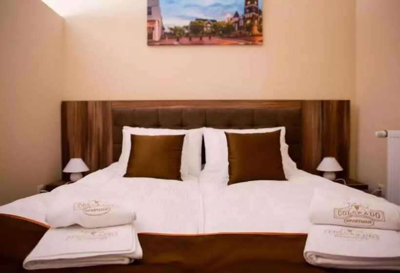 Aamiaismajoitus (B&B) Irány Colorado Apartman