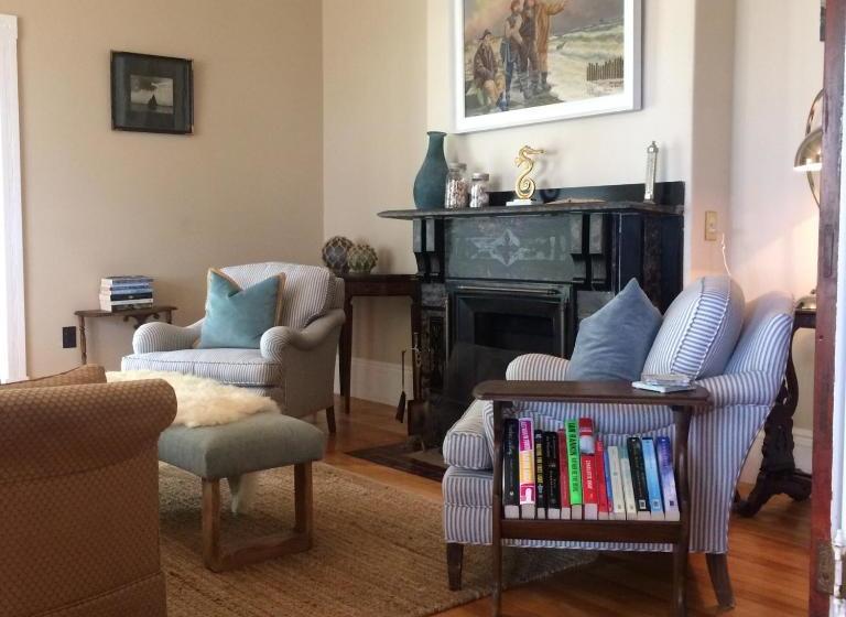 Bed and Breakfast The Library Inn