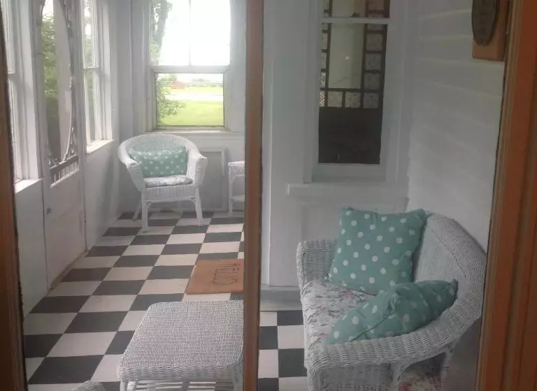 ベッドアンドブレックファースト The Library Inn