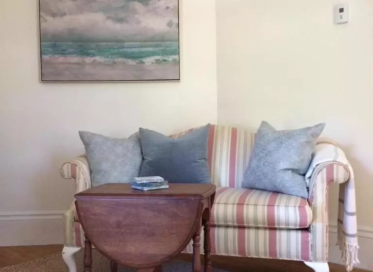 ベッドアンドブレックファースト The Library Inn