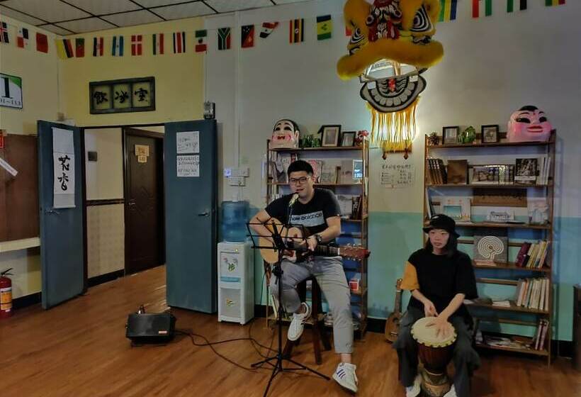 Foshan School Age Youth Hostel