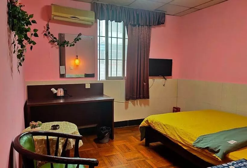 Foshan School Age Youth Hostel
