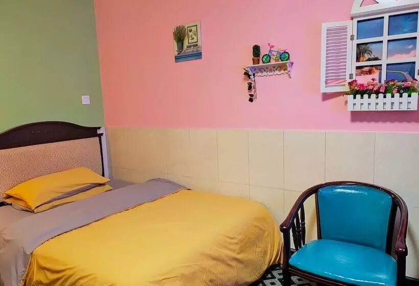 Foshan School Age Youth Hostel
