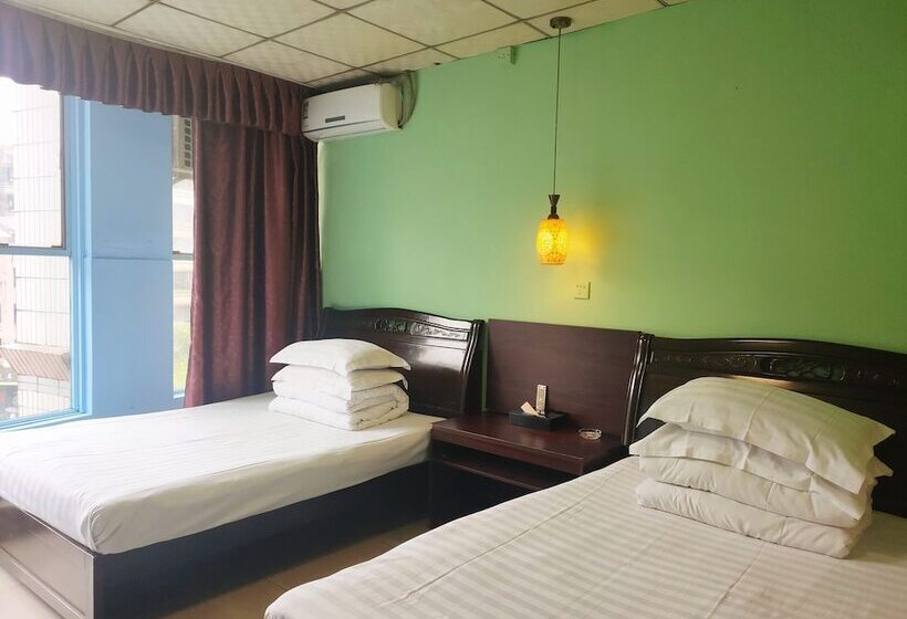 Foshan School Age Youth Hostel