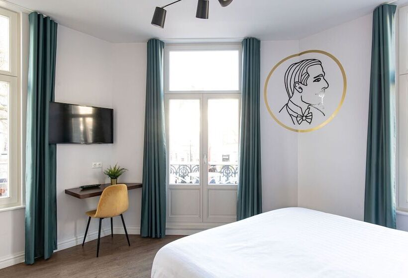 هتل Alex Maastricht