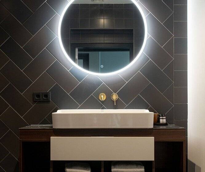 هتل Alex Maastricht